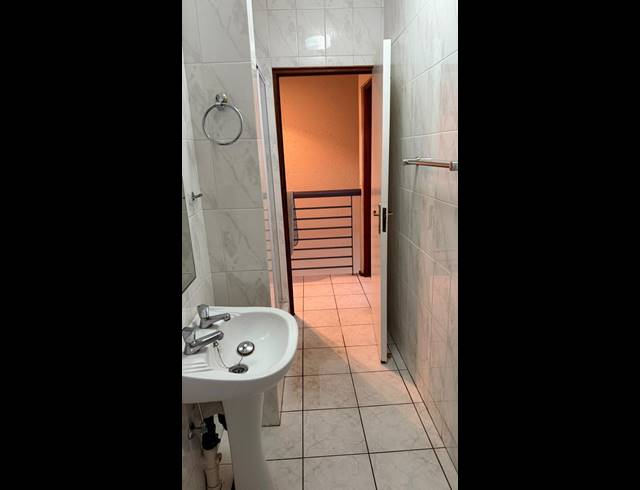 2 BEDROOM APARTMENT FOR SALE IN KEY WEST ESTATE